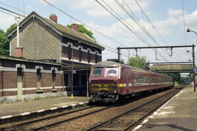 Hennuyères - M0408.jpg